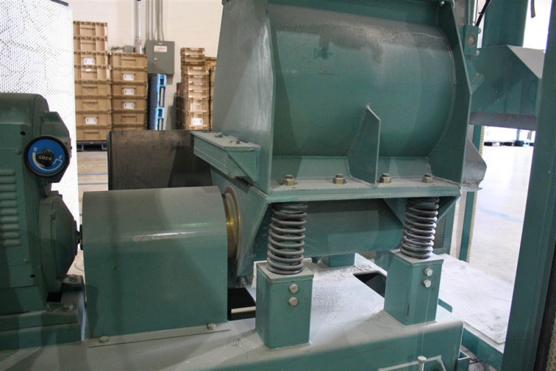 Sintobrator Ltd. #VF-P Vibrating Barrel Finishing Machine