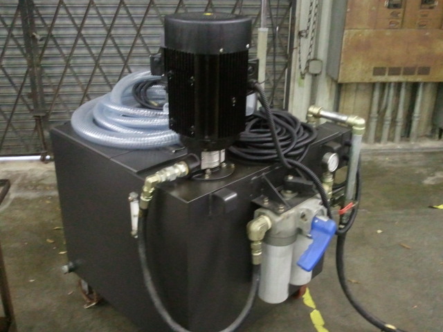 Hwea 300 PSI, Dual Gundfos Pumps, High Output, 50 Gal., Dual Filtered, Floats