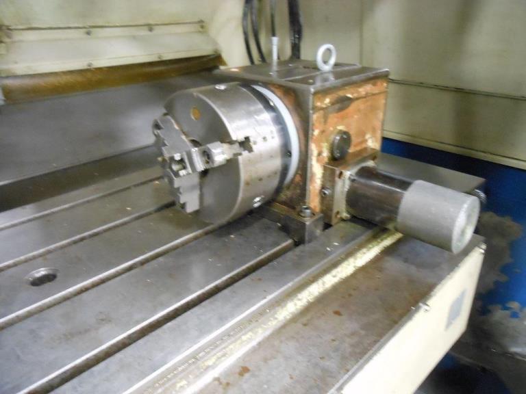 40 X, 20 Y, 22 Z, Daewoo MYNX500, 2001, 8,000 rpm, Box way, Fanuc 21M, 4th axis