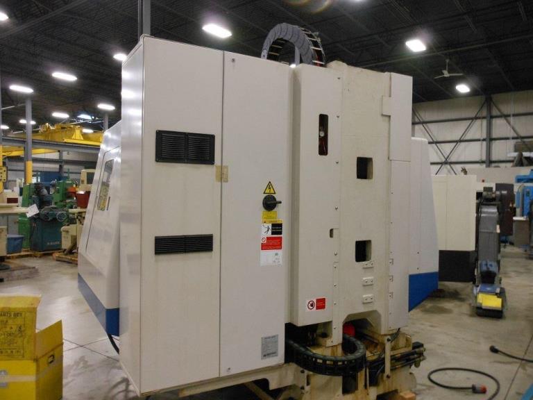 40 X, 20 Y, 22 Z, Daewoo MYNX500, 2001, 8,000 rpm, Box way, Fanuc 21M, 4th axis