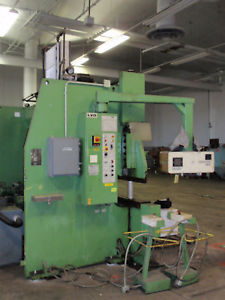 150 Ton, LVD 165 BH 08N, Tool Clamping, Automatic Crowning