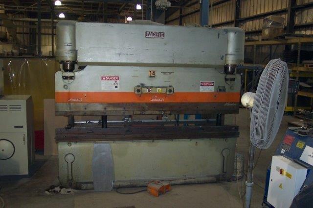 Pacific J165-10, 1978, Single Axis Programmable Back-Gauge