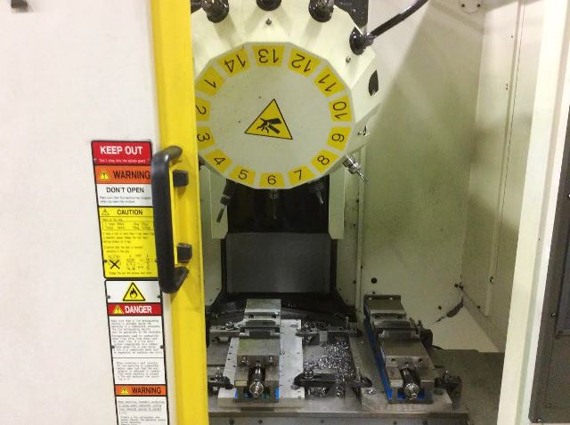 FANUC,Robodrill Alpha T14IFA, FANUC 31LIA5, 2011, 10k rpm, LOW HOURS