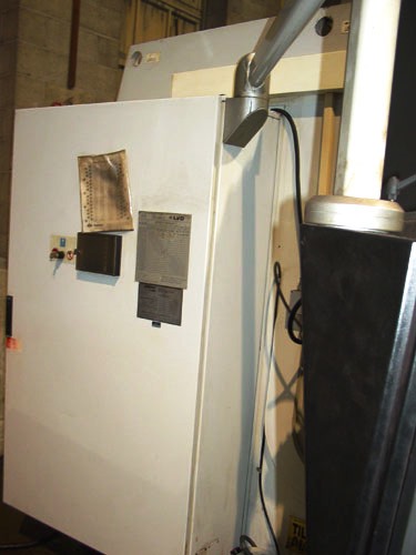 90 Ton, STRIPPIT PPEB 90/08, 2003, 96 Bed, 15.7 Throat, LVD 4-axis control