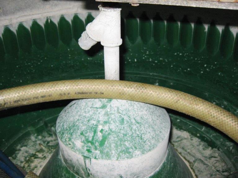 2.7 CuFt TIPTON EFF-105SA PLUS, 2006, Semi-Automatic, separation mechanism