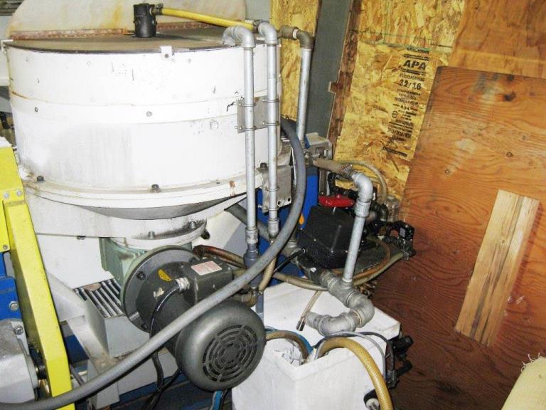 2.7 CuFt TIPTON EFF-105SA PLUS, 2006, Semi-Automatic, separation mechanism