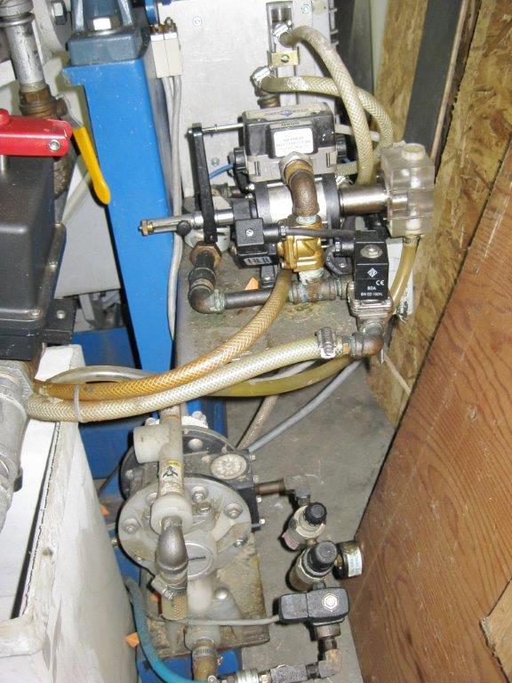 2.7 CuFt TIPTON EFF-105SA PLUS, 2006, Semi-Automatic, separation mechanism