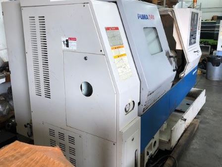 Doosan Puma 240B, Fanuc i, 8 Chk, 2 1/2 , 2005, Tailstock, Presetter