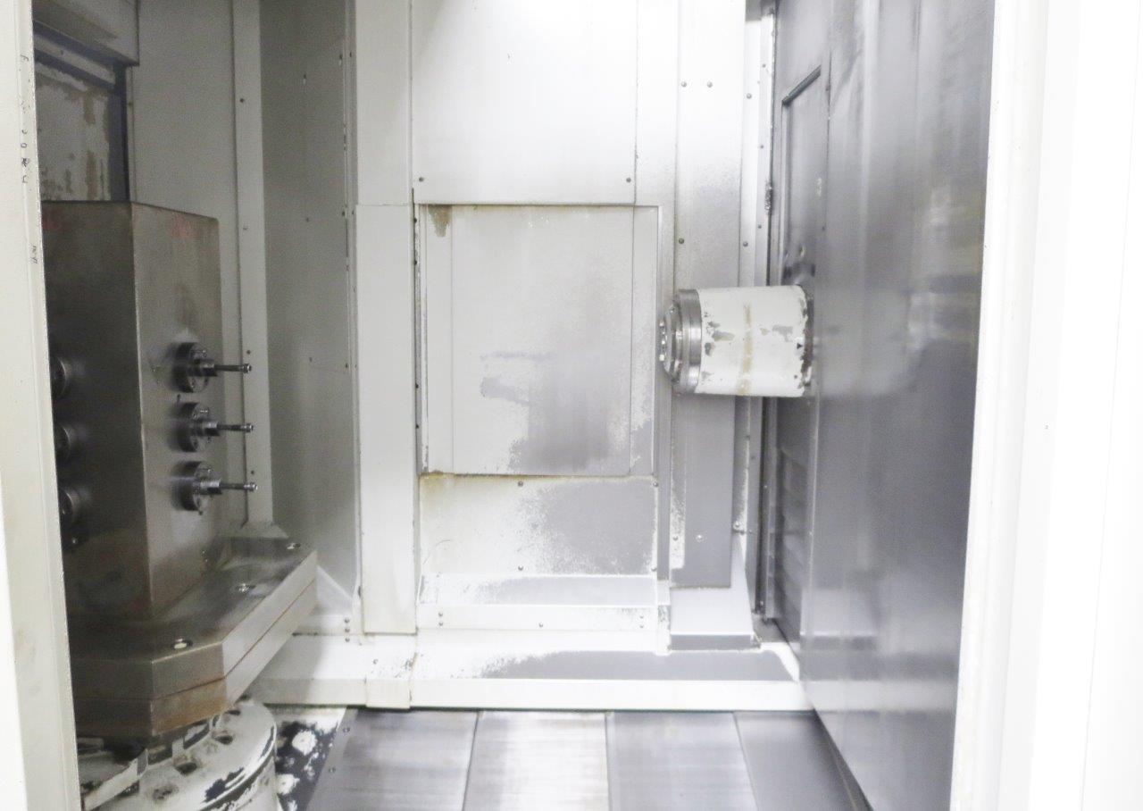 24.8 X, 24.4 Y, 27.9 Z, OKK HP500S, 2006, Fanuc 180i, Conveyor, 12,000 RPM