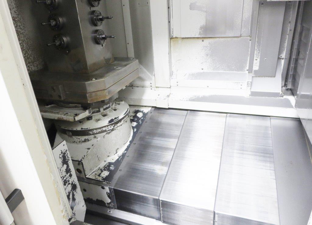 24.8 X, 24.4 Y, 27.9 Z, OKK HP500S, 2006, Fanuc 180i, Conveyor, 12,000 RPM