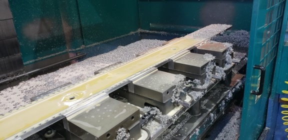 Kasuga QUANTUM Q2000V42, Fanuc 18i-M, 80 x34 , 12K RPM, Cat50, NEW SPINDLE