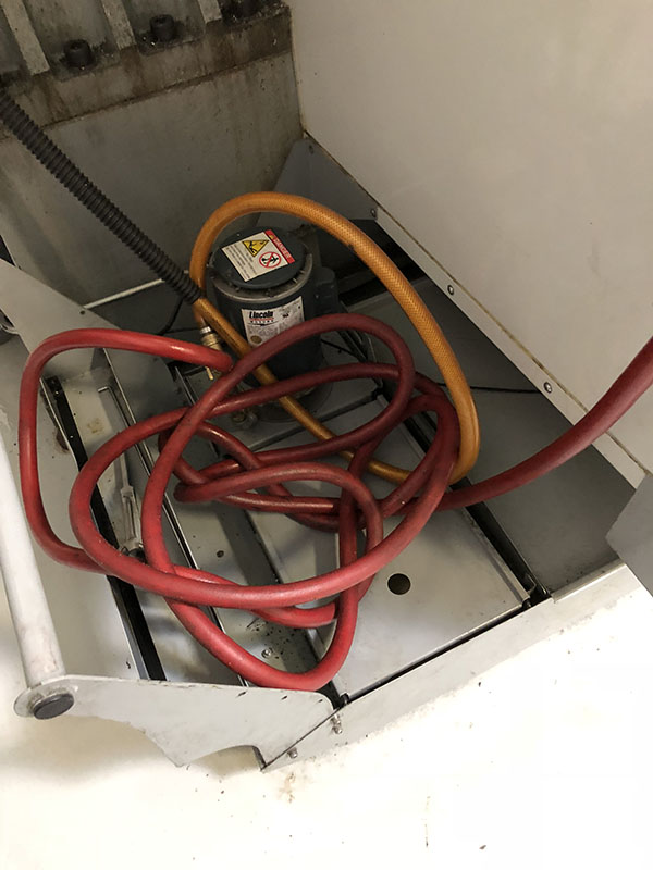 40 X, 26 Y, 24 Z, Haas VM3, 2007, Probe, P-Cool, Rigid Tapping, Chip Auger