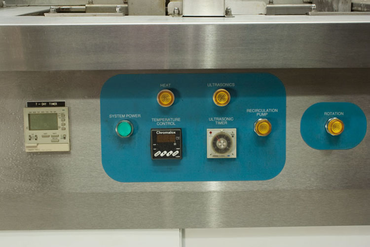 Crest Ultrasonic OC4-1218-HE, 2000, 12x18x10 , 4-stn, 3-Heated/rotating tanks