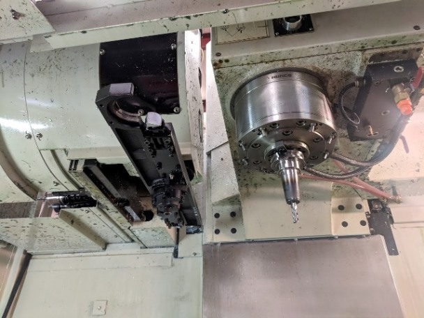 30 X, 20 Y, 20 Z, Hurco VMX 30U, 2011, Chiller, Conveyor, Probing, Tool Measure