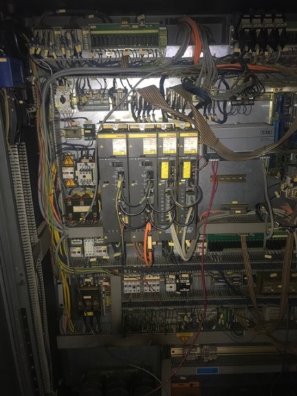 21 X, 11 Y, 16 Z, Chiron FZ12W, 1996, Fanuc 3-axis