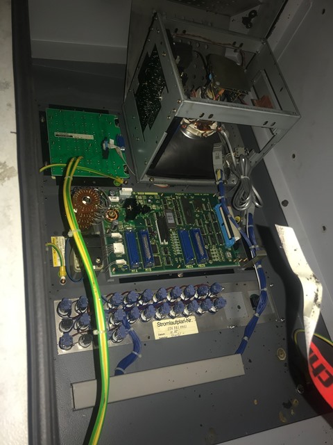 21 X, 11 Y, 16 Z, Chiron FZ12W, 1996, Fanuc 3-axis