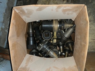 21 X, 11 Y, 16 Z, Chiron FZ12W, 1997, Fanuc 3-axis