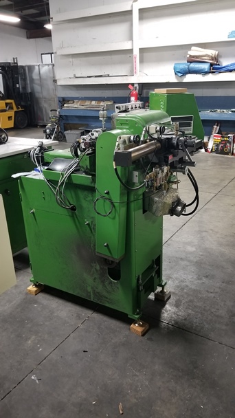 GLEBAR PG-9CRG, 2010, PLC, 2 dia cap, Grinding wheel 9 x 12-5/8 , Plunge Form