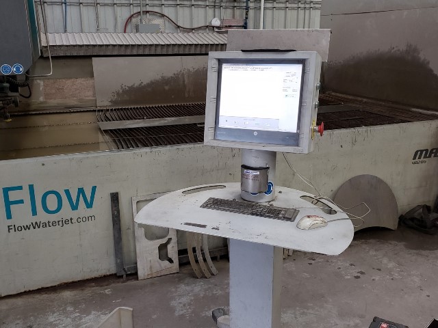 Flow M3B 4020, 2014, 5 axis head, Flowteach Control