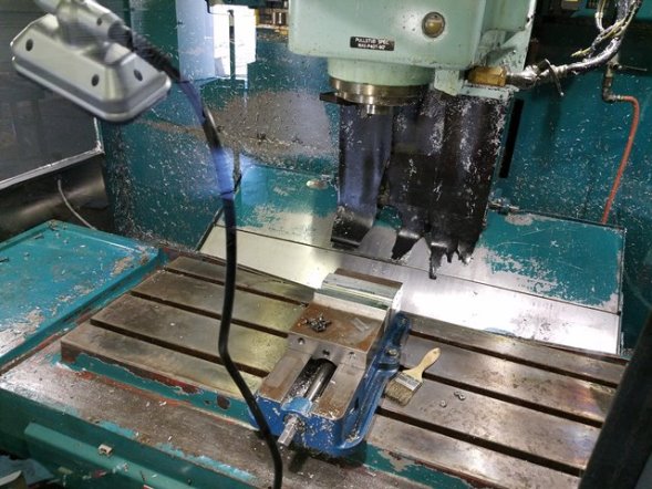 30 X, 16 Y, 18 Z, Matsuura MC-760V2, 1984, Yasnac MX1, 30 ATC, 6k RPM