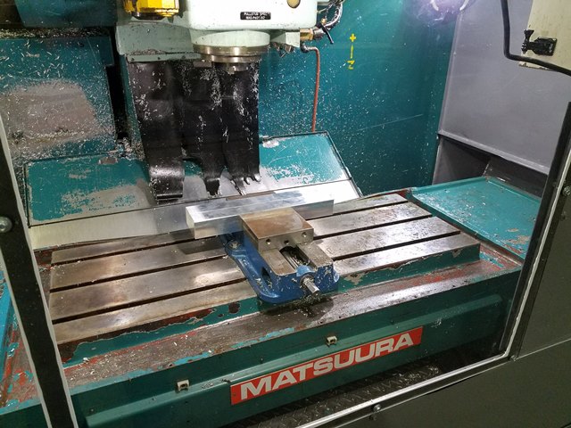 30 X, 16 Y, 18 Z, Matsuura MC-760V2, 1984, Yasnac MX1, 30 ATC, 6k RPM