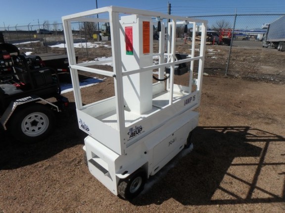 Absolute EZ UP IAWP-15, 21 Ft, 63 x29 x73 W, 2016, 616# Cap, 2 Extension decks