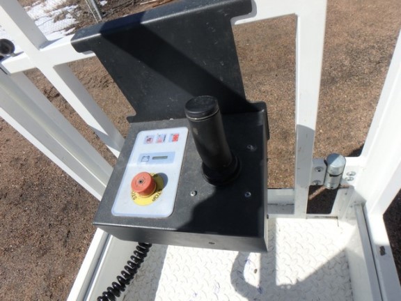 Absolute EZ UP IAWP-15, 21 Ft, 63 x29 x73 W, 2016, 616# Cap, 2 Extension decks