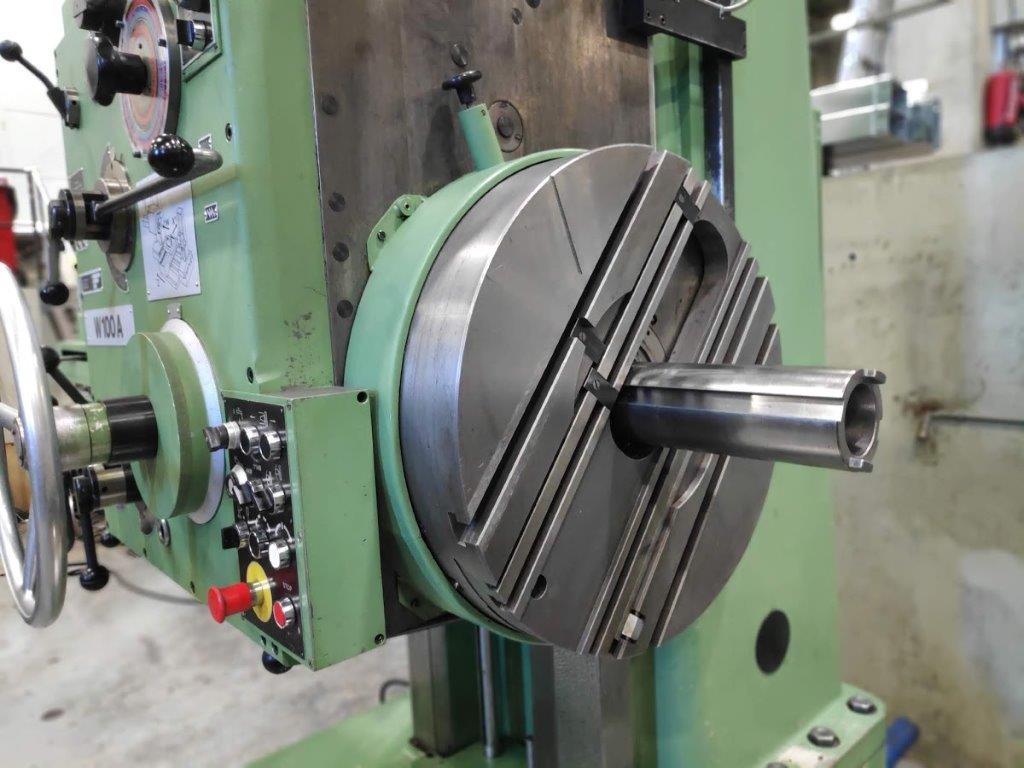 4 , TOS W100A, 2000, Tail Stock, 23 Facing Head, 49 x 49 Facing Head
