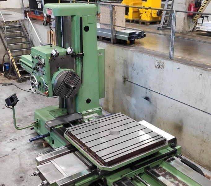 4 , TOS W100A, 2000, Tail Stock, 23 Facing Head, 49 x 49 Facing Head