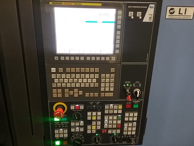DOOSAN LYNX 220LYC, FANUC, 8 Chk, 2016, Y-Axis, Live Tool