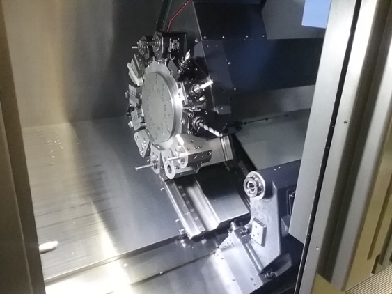 DOOSAN LYNX 220LYC, FANUC, 8 Chk, 2016, Y-Axis, Live Tool