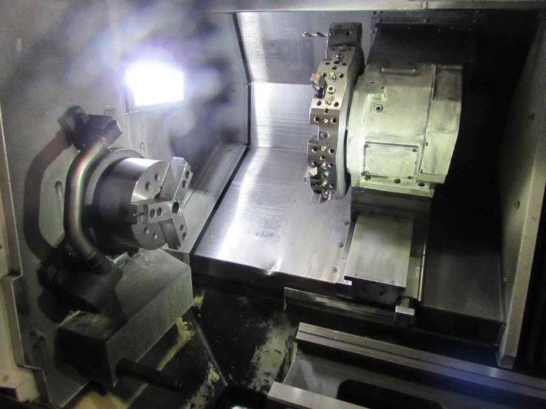 Okuma Genos L400E, OSP-P300L-R, 10 Chk, 3 , 2014, Tail Stock, Conveyor, Parts Ca