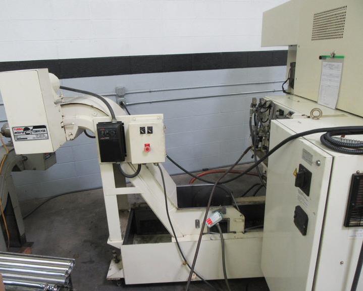 Techno Wasino G6, Fanuc 21I-T, 4 Chk, 1 1/2 , 2000, Robot Loader/Unloader
