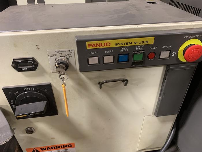Fanuc M410iB/160, 2003, RJ3iB Control, Teach Pendant, Robot Stand