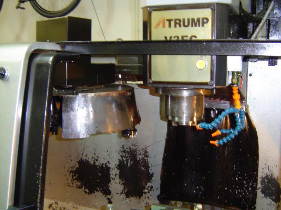 25 X, 13 Y, 17 Z, Atrump V3EC, 2004, Tool Setter, Probe, Centroid