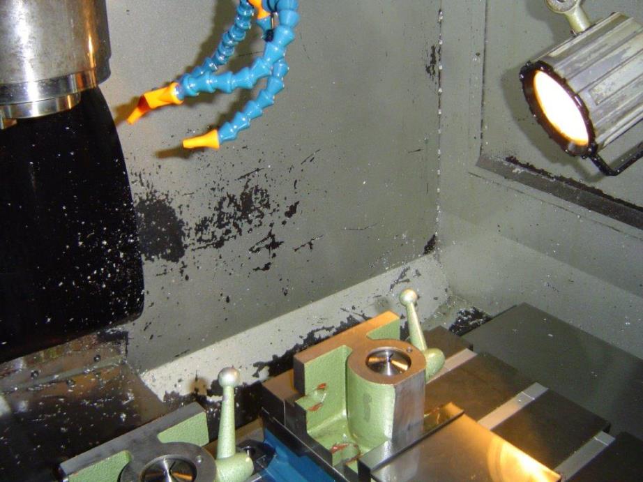25 X, 13 Y, 17 Z, Atrump V3EC, 2004, Tool Setter, Probe, Centroid