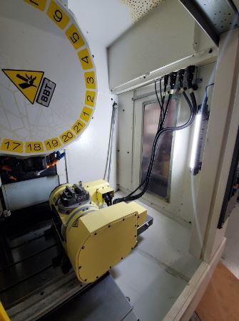 Fanuc Robodrill a-D21LiA5, Fanuc 31i-B5, 2016, Tool Setter, Rigid Tapping