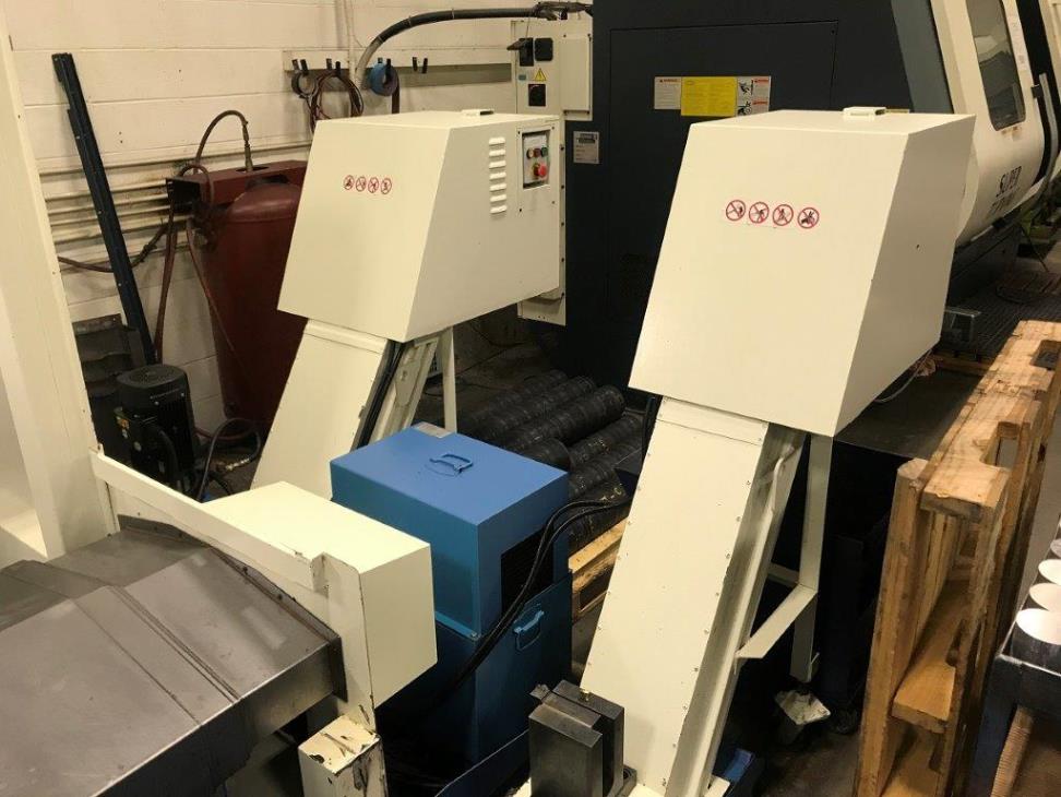 L&L LS 1000X900, Fanuc, 32 Chk, 2010, 2 Chip Conveyors