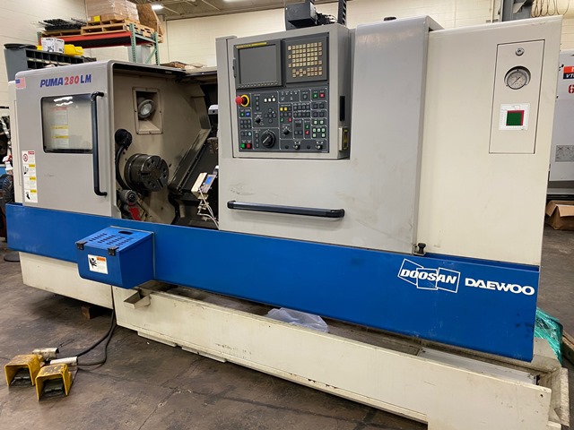 DOOSAN PUMA 280LM, FANUC 21ITB, 12 Chk, 3 , 2006, LIVE TOOL, TAILSTOCK