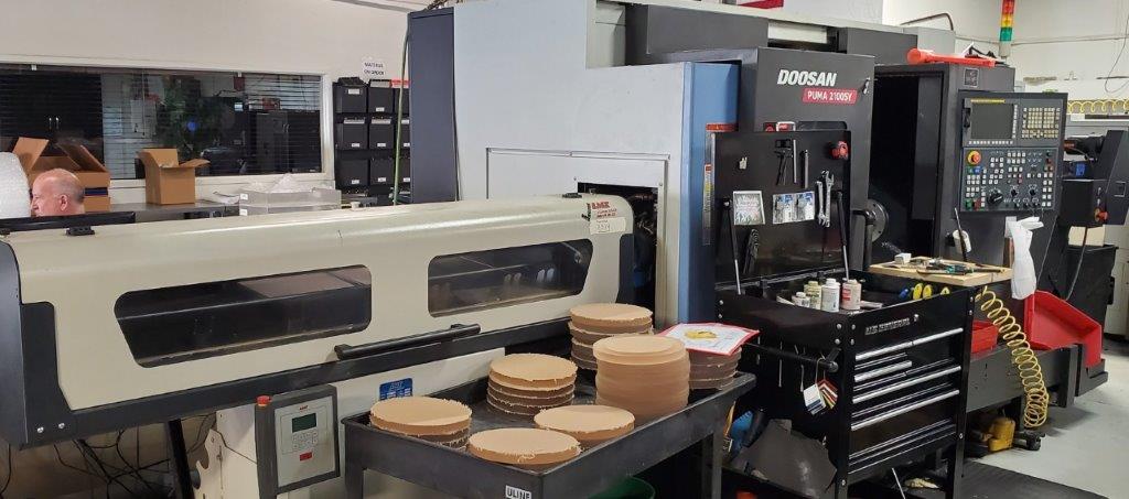DOOSAN PUMA 2100SY, FANUC 31IA, 8 Chk, 2 1/2 , 2011, Y-Axis, Live Tool, Full C