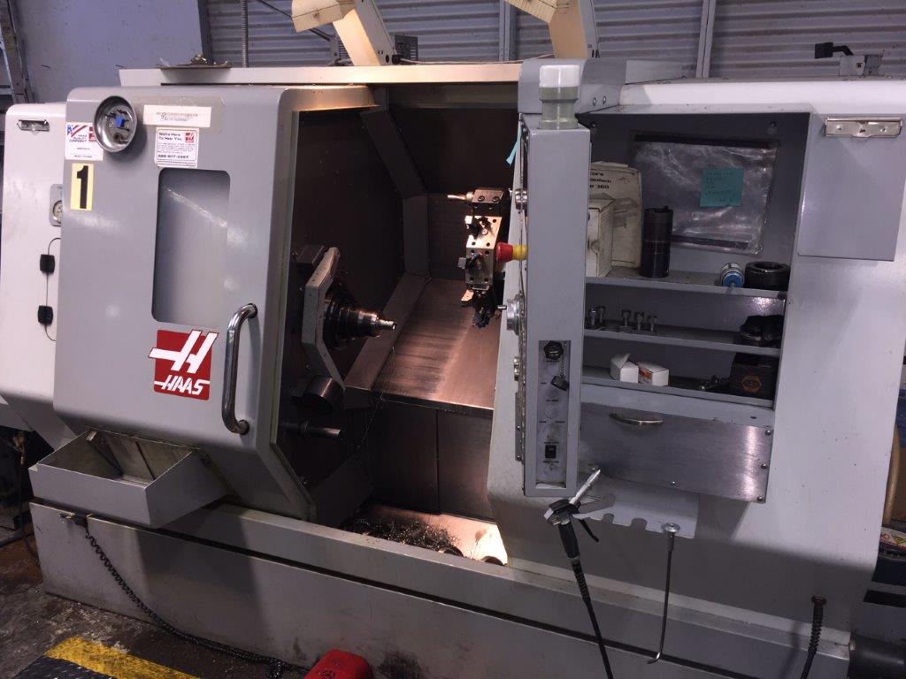 Haas SL-20T, Haas, 8 Chk, 2 , 2008, Servo Bar 300, Tailstock, Presetter, Auger