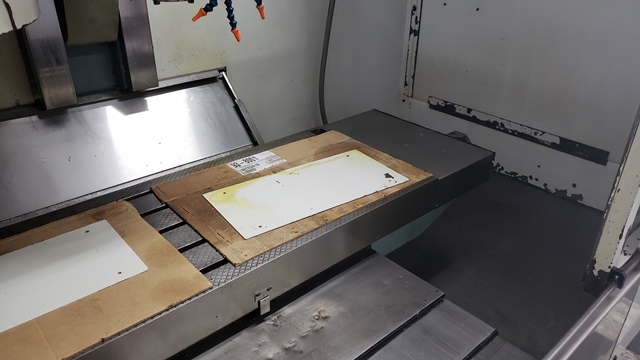 40 X, 20 Y, 20 Z, Fadal VMC-4020, 1990, CNC 88HS, 21 ATC