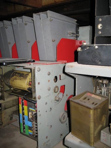 2000 Amp, FEDERAL PIONEER, 50H-3, UNUSED, 600 V., ELEC.OP., DRAWOUT, INDOOR;-1