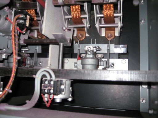 4000 Amp, FEDERAL PACIFIC, 100H1, 600 V., DRAWOUT, ELEC.OP.;-1