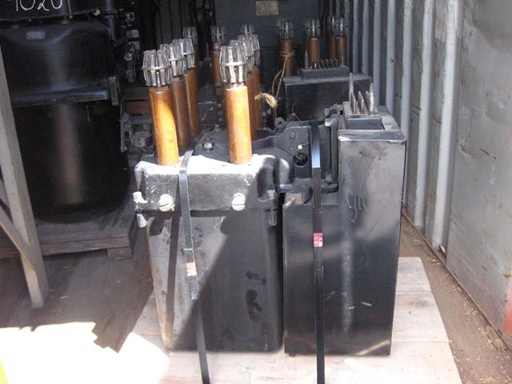 1200 Amp, WESTINGHOUSE, F124A, 4160 V., 1953, DRAWOUT, SAF-2 SOLENOID MECH;-1