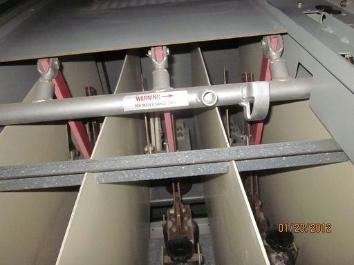 600 Amp, WESTINGHOUSE, No. WLI, 15000 V., INDOOR, FUSED DISCONNECT SWITCH: -01