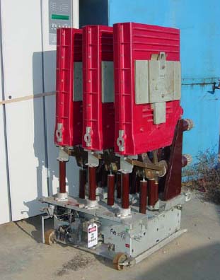 2000 Amp, WESTINGHOUSE, 150DH-P-500, 15 KV, 1973, E/O, D/O, 125 VDC : -1