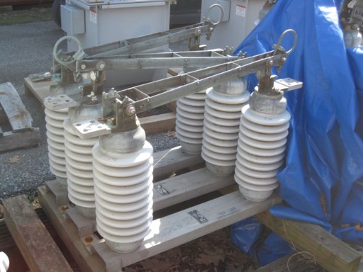 1200 Amp, SOUTHERN STATES, No. PB0-1, 34500 V., 1984, HOOK STICK DISCONNECT: -1