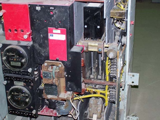 2500 Amp, WESTINGHOUSE, CM-22, 480 V., 1963, E/0, STATIONARY MT., 220 VDC: -1