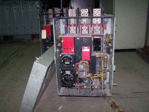 2500 Amp, WESTINGHOUSE, CM-22, 480 V., 1963, E/0, STATIONARY MT., 220 VDC: -1